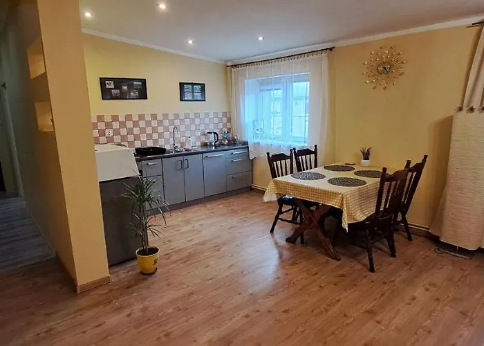 Appartement Alcatraz 90m Z Kominkiem Kamienna Gora